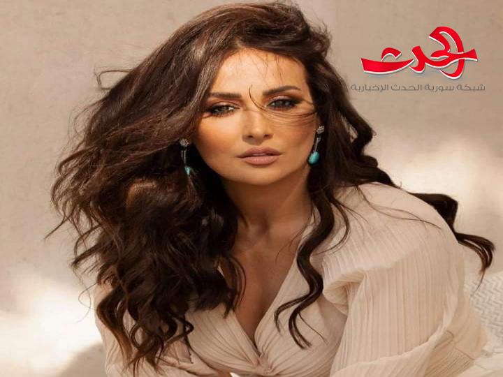 كندا حنا بطلة فيلم  ناجي طعمي"أنت جريح" 