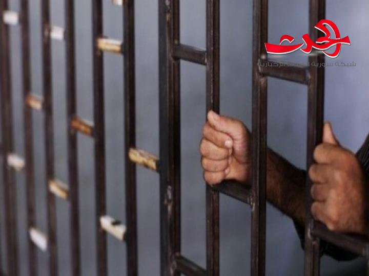 القبض في دمشق على سيدة خمسينة "عاجزة" تروج في شقتها الدعارة..!!