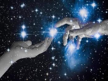 كل اللواتي بقلم الشاعرة هناء الغنيمي