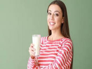 الكشف عن العلاقة بين شرب الحليب ومرض السرطان