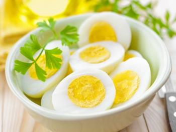 دراسة تكشف كمية البيض المسموح تناولها 