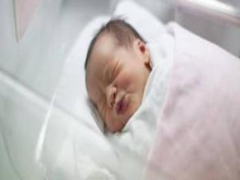 في الهند أول طفلة بالعالم بإسم كورونا 