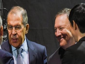 وزيرا الخارجية الروسية والامريكية يبحثان التسوية السورية وكورونا 