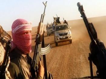 فلول" داعش" ترتكب مجزرة وتسرق قطيعا من الاغنام في ريف الرقة