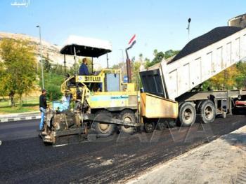 محافظة دمشق: قطع طريق دمر البلد من مخبز كليوباترا حتى محطة المحروقات غداً للقيام بأعمال تزفيت