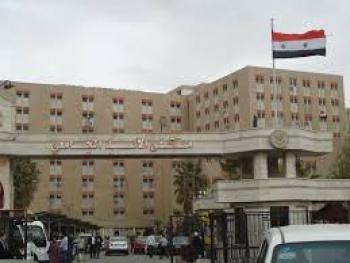 عرنوس يكلف وزارة التعليم العالي بتشكيل لجنة للتحقيق بالفيديو المسيء للمتوفي في مشفى الاسد الجامعي