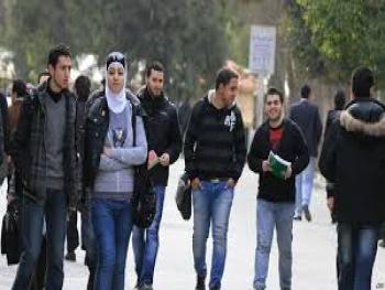 مصر.. معاملة الطلاب السوريين واليمنيين كالمصريين
