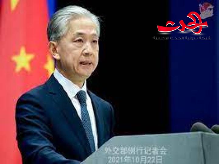 الصين تدين بشدة استهدف حافلة مبيت عسكري في دمشق
