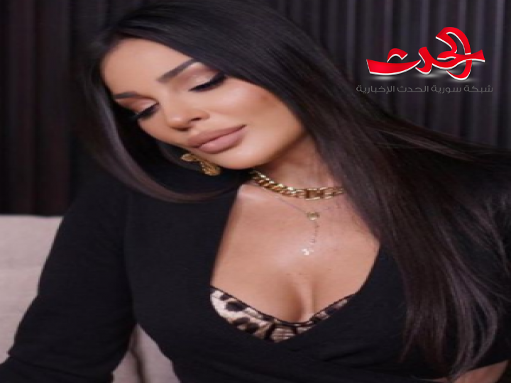 بإطلالة ساحرة..نادين نسيب نجيم..والجمهور يتفاعل