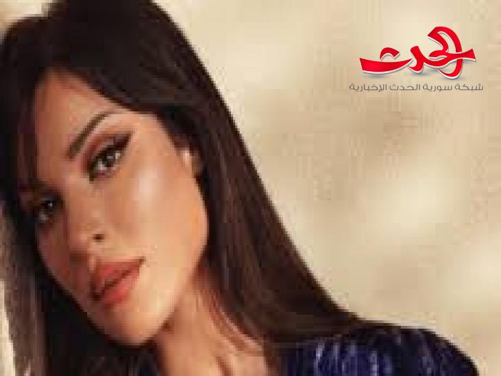  نادين نسيب نجيم بإطلالة أنيقة و مثيرة لا تخلو من الجرأة