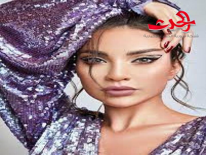 داليدا خليل بإطلالة أنيقة و رائعة في عيد الميلاد