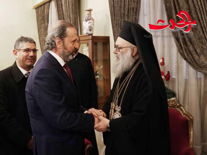الرئيس الأسد يهنئ أبناء الطوائف المسيحية بعيد الميلاد المجيد