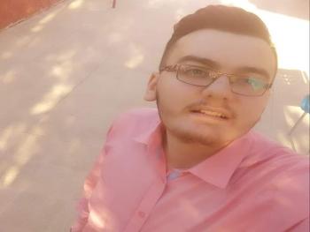 تستحق الحب بقلم كريم حسون