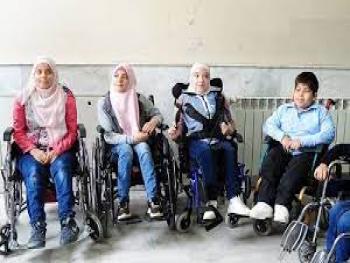 بدمشق : مساعدات روسية في معهد الأمل للإعاقة الحركية 