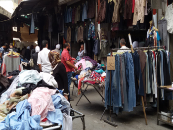  الجمارك تكشف تفاصيل الحملة على سوق البالة في دمشق