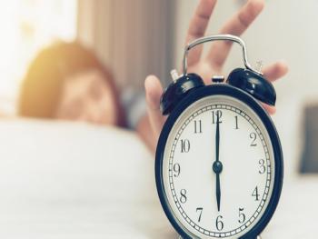 ما هي أفضل ساعة مناسبة للنوم ؟؟