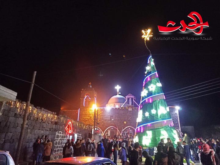 إضاءة شجرة الميلاد وافتتاح المغارة بكنيسة جوارجيوس في تبنة