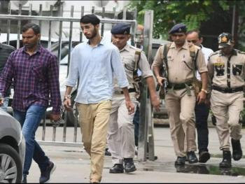 ‏وكالة الاستخبارات الوطنية الهندية تلقي القبض على طالب جامعي بتهمة تمويل تنظيم الدولة الإسلامية "داعش" في سورية