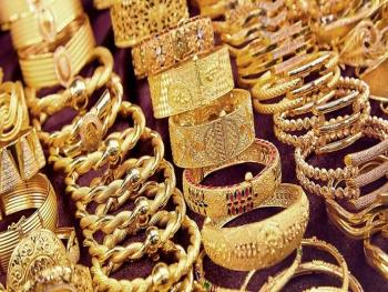 سعر الذهب يرتفع 12 ألف ليرة محلياً