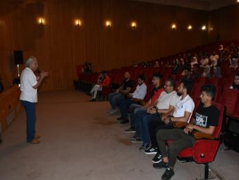 الاتحاد الوطني لطلبة سورية يطلق فعاليات "أيام السينما في الجامعة" على مدرج كلية الهندسة المدنية