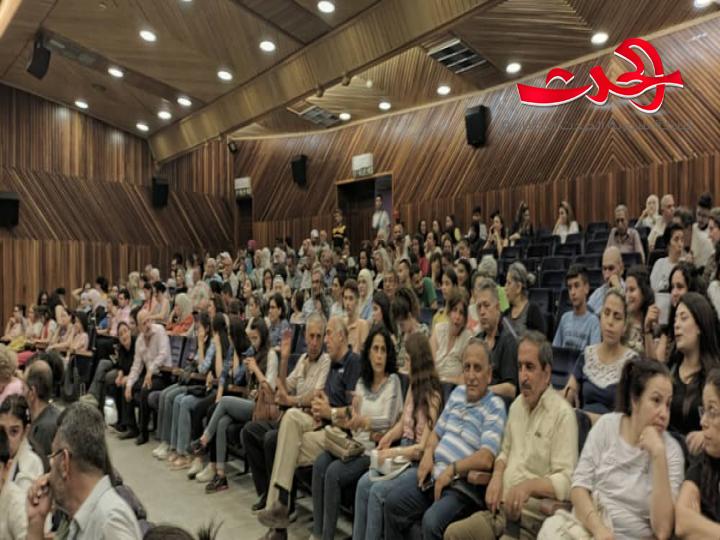 " طرب عتيق " أمسية موسيقية طربية على مسرح قصر الثقافة بحمص 