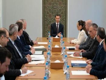 الرئيس الأسد يترأس اجتماعاً حكومياً مصغراً لبحث السياسات المتعلقة بدعم وتنمية المشروعات الصغيرة