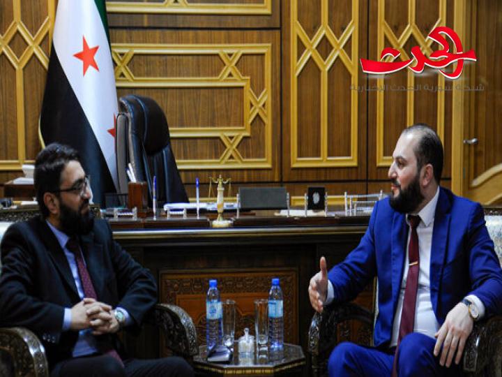 وزير العدل ومحافظ دمشق يبحثان تعزيز العمل المشترك لخدمة المواطنين