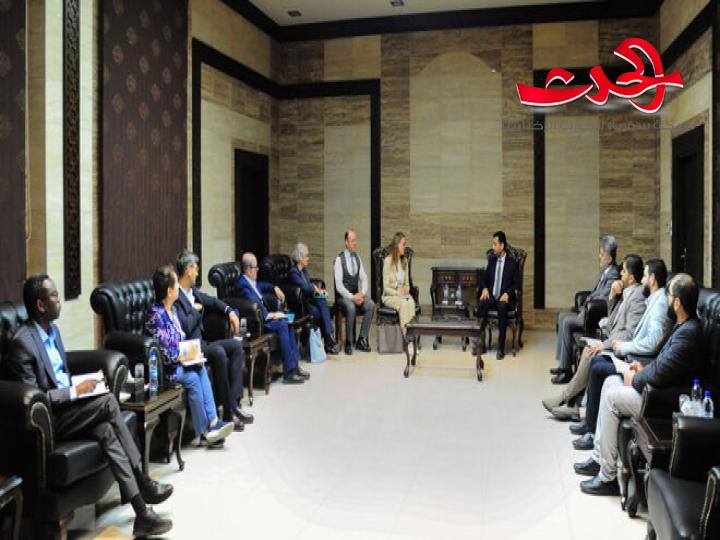 وزير الصحة يناقش مع ممثلة الصحة العالمية سبل تعزيز التعاون المشترك
