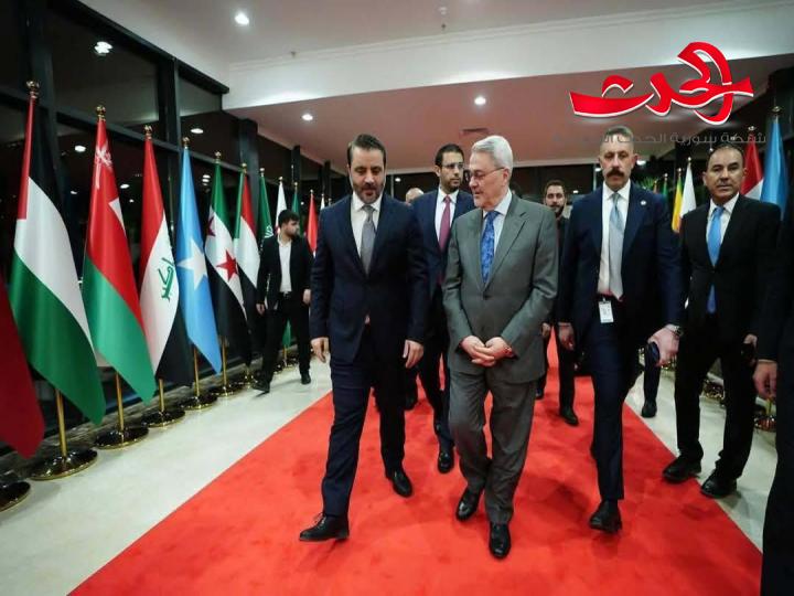 الوزير الشيباني يصل إلى بغداد للمشاركة في القمة العربية ال34