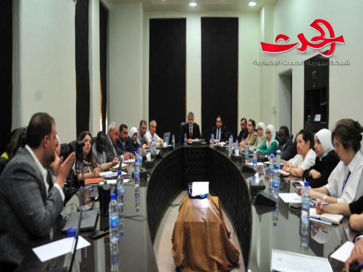 وزارة الصحة تبحث آلية تنفيذ مشروع صندوق الجائحة