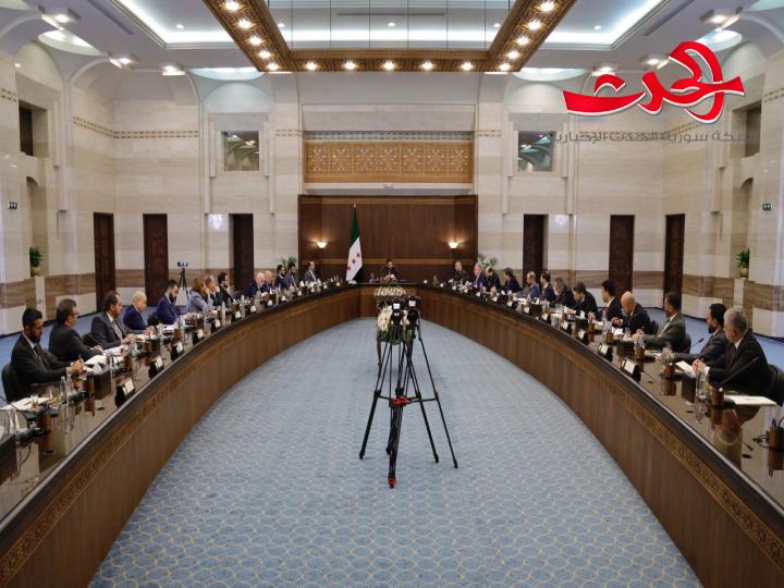 الرئيس الشرع يترأس اجتماعاً دورياً لمجلس الوزراء