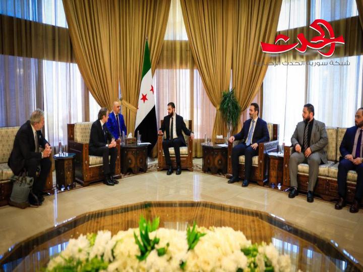 الرئيس الشرع ووزير الخارجية يلتقيان المدير العام للوكالة الدولية للطاقة الذرية 