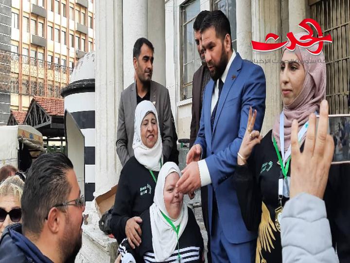 أصحاب الهمم العالية ذوي الإعاقة يحتفلون بالنصر والتحرير